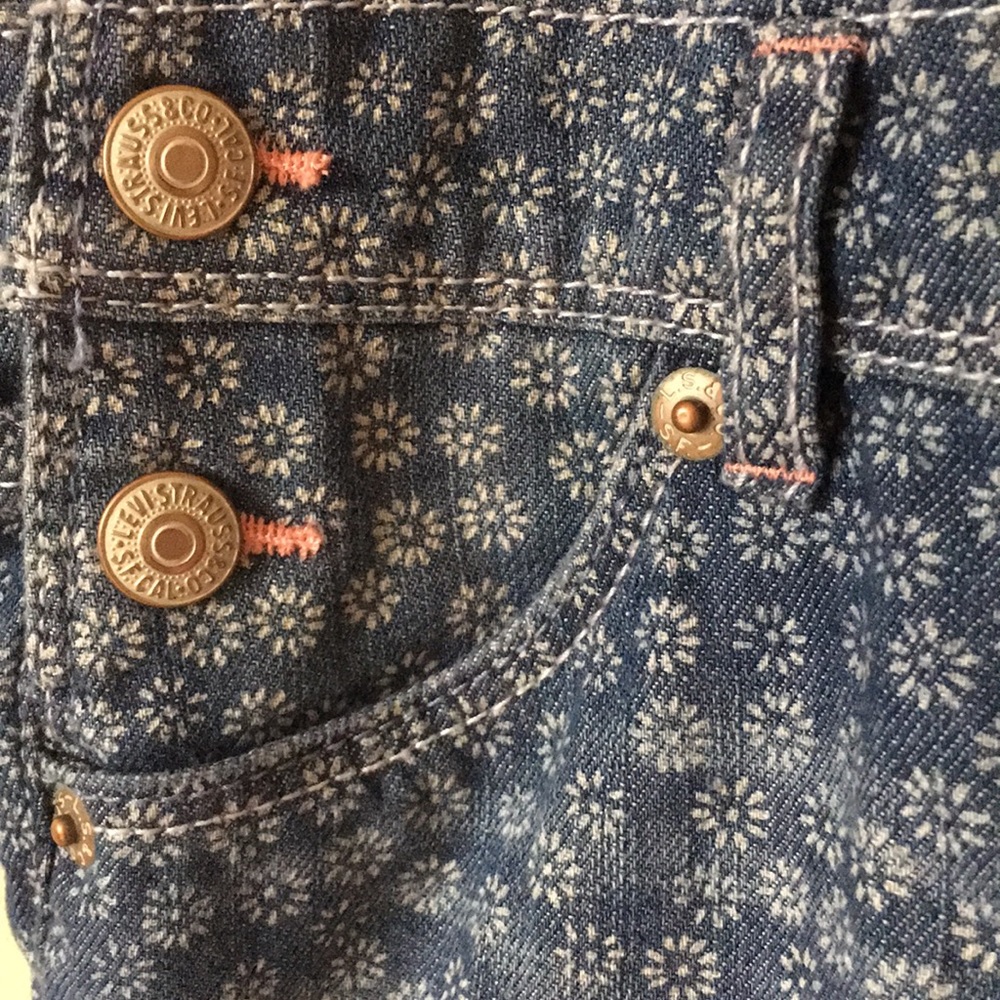 Levi’s overall (new without tag) - Picture 3 of 7